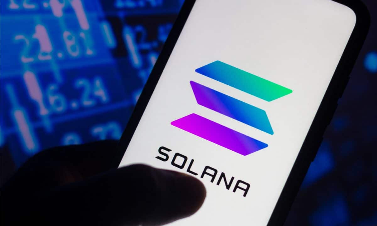 VanEck Head of Digital Assets Research Matthew Sigel stated that Solana ETF approval is contingent on the appointment of a new SEC chairman. Continue Reading: VanEck Announces the Only Obstacle to Solana ETFs!