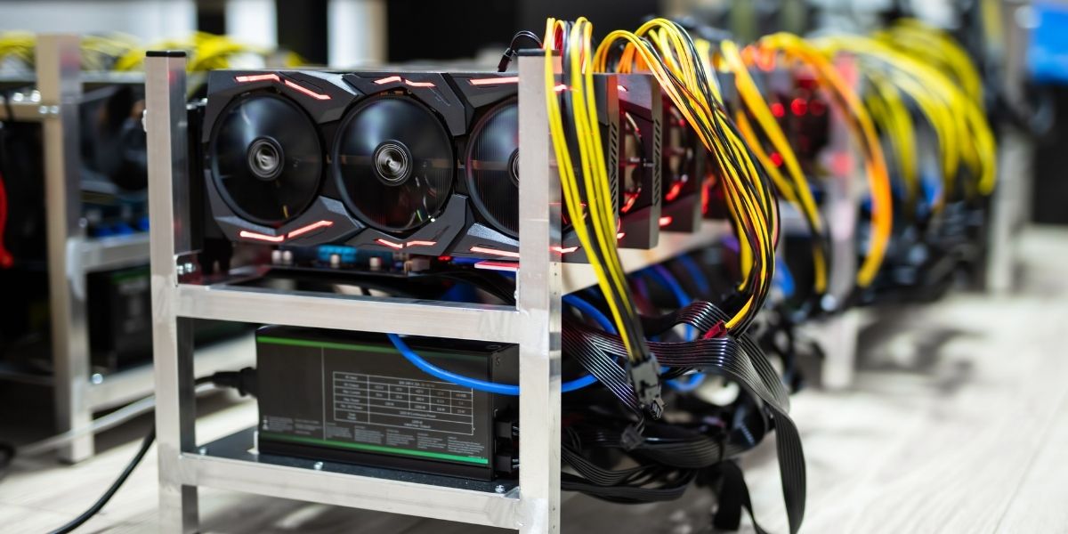 Bitcoin Mining Facility Closure Drives Up Electricity Costs in Hadsel