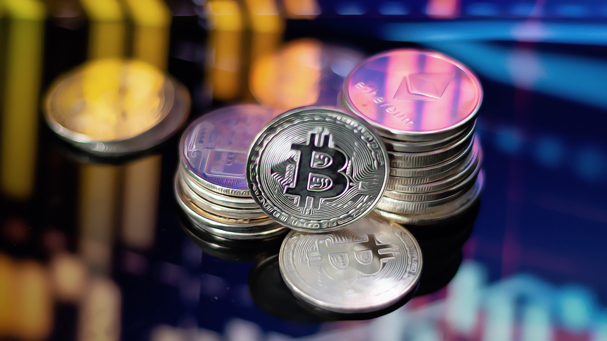 Bitcoin leads all asset classes in performance this year. Analysts expect upward price movements for Bitcoin in the near future. Continue Reading: Investors Discover Hope as Bitcoin Shows Unmatched Resilience The post Investors Discover Hope as Bitcoin Shows Unmatched Resilience appeared first on COINTURK NEWS .