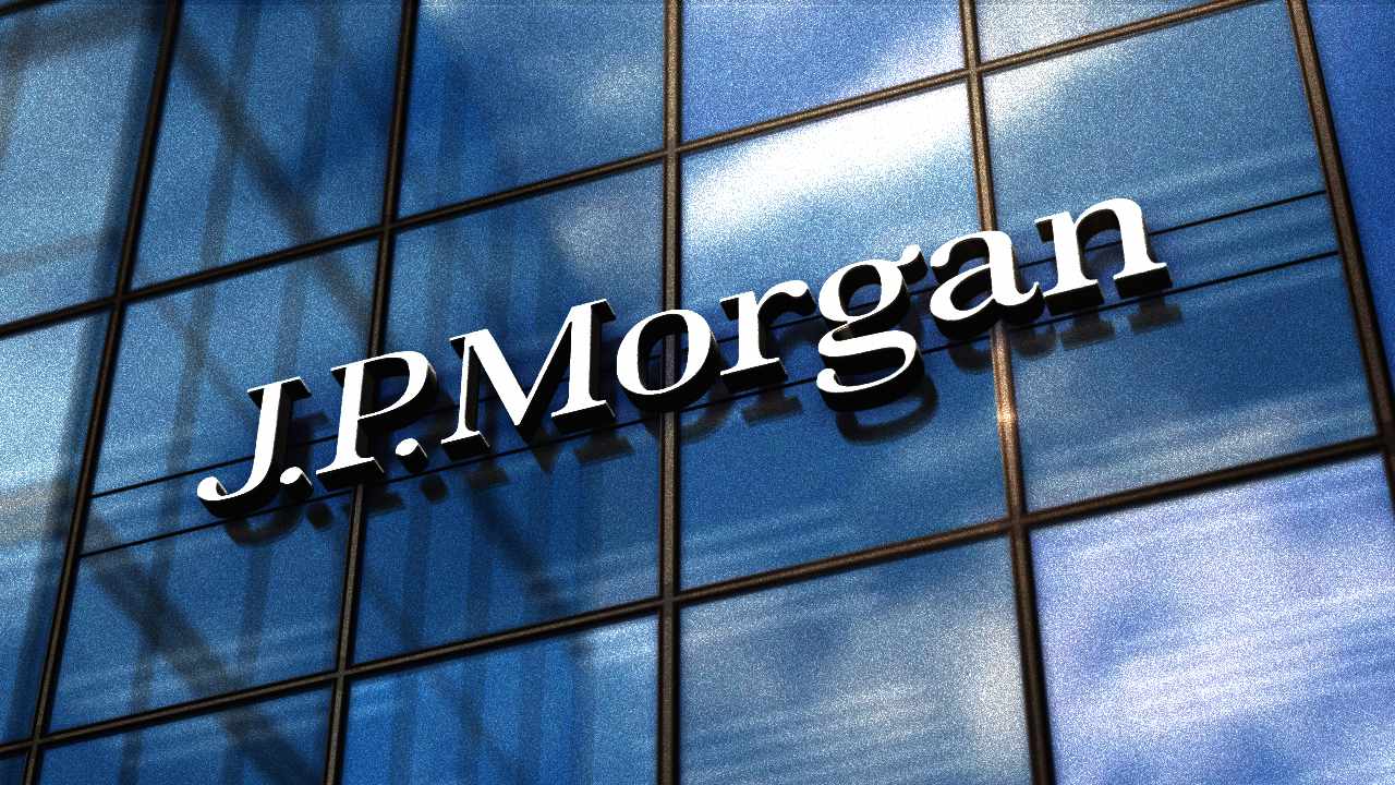 JPMorgan Chase sees the possibility of the Federal Reserve making another significant rate cut in November, possibly by 50 basis points. The bank, which predicted this week’s half-point cut, believes further reductions are likely if the job market weakens. While some other Wall Street firms have adjusted their outlooks, JPMorgan remains confident in its forecast,