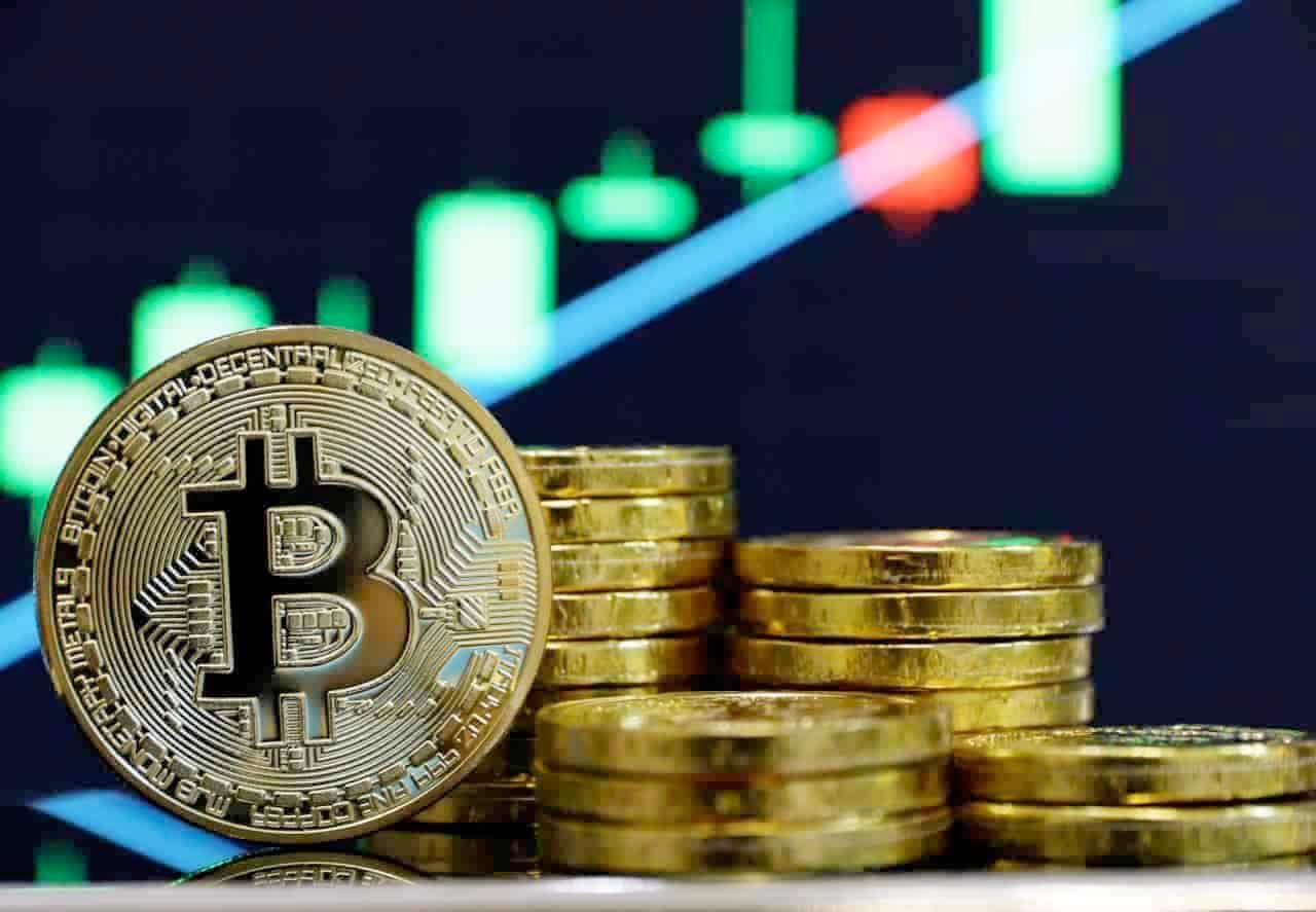 After Bitcoin (BTC) claimed its all-time high of above $73,000 in early 2024, most investors have set their target on … Continue reading The post Bitcoin price must clear this level before a ‘solid run up to $100,000’ appeared first on Finbold .