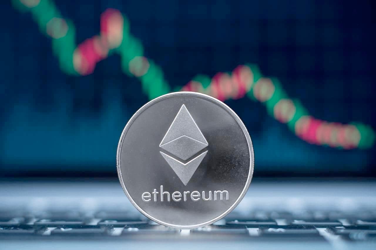 Some Ethereum (ETH) high-conviction investors have been signaling pessimism about the project’s future by offloading relevant long-term positions. Overall, two … Continue reading The post Sell signal: Ethereum long-term investors offload massive ETH positions appeared first on Finbold .