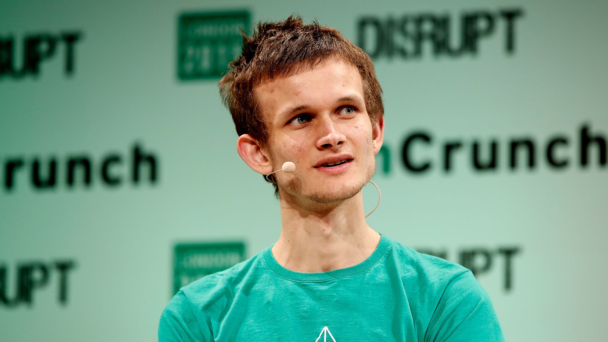 Ethereum co-founder Vitalik Buterin recently donated another 100 Ether, valued at around $240,000, to support the legal defense of Tornado Cash developer Roman Storm. This marks the third time Buterin has contributed to Storm’s defense fund. According to the Defend Roman Storm crowdsourcing page, 148 different payments have been made to the fund, totaling over 327 ETH, which is valued at approximately $785,000 at the time of writing. “I can’t describe how much it means to me. Thank you for your long-lasting support,” Storm expressed to Buterin following the donation. On September 26, 2024, U.S. Judge Katherine Failla denied Storm’s