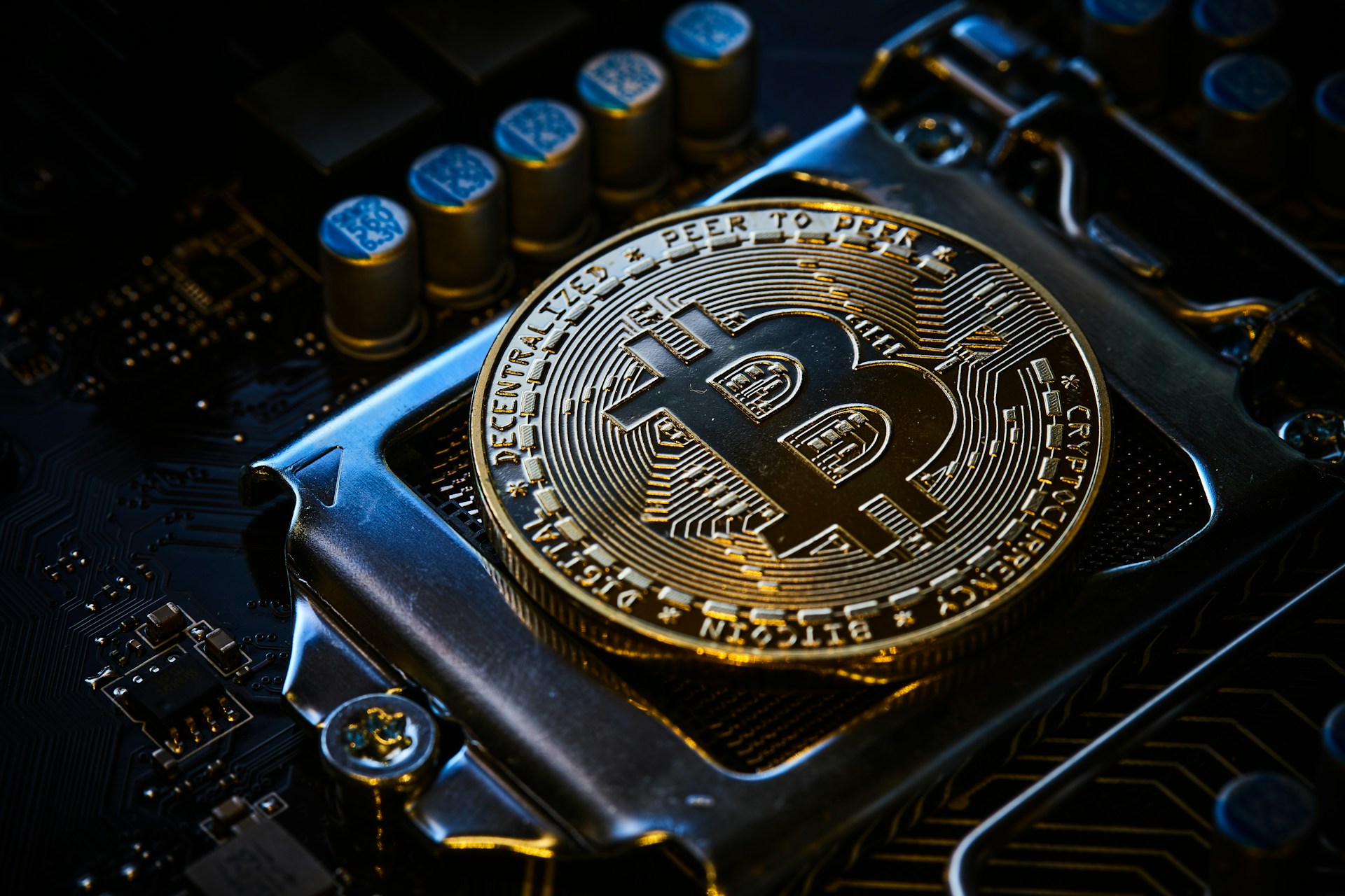 Ahead of its monthly close, Bitcoin (BTC) has seen another unsuccessful attempt to reclaim the $72,000 resistance as a support level. Despite the drop, some analysts consider the cryptocurrency is still in a strong position for an upcoming breakout, setting the next levels to watch. Related Reading: Analyst Says It’s ‘Time To Be Bullish On Ethereum’ As ETH Retests $2,700 BTC’s Sweet 16 Party Turns Spooky Bitcoin, the largest cryptocurrency by market capitalization, recorded an impressive rally in ‘Uptober,’ surging around 13% in the last 30 days. BTC’s price has jumped from the $58,900 monthly low to near its all-time high (ATH) price of $73,737, reaching the $73,300 mark on Wednesday. Following the green September close, the flagship crypto is set to have its best monthly close since March, potentially registering around 13$ to 14% in monthly returns despite its most recent price action. On its whitepaper’s 16th birthday, Bitcoin recorded a spooky 2% drop, driving the rest of the market to a red Halloween party. BTC’s price fell below the $71,000 mark, reaching an intraday low of $70,600. Meanwhile, the second largest cryptocurrency by market capitalization, Ethereum (ETH), pulled back around 5.1%, losing the $2,600 support zone. Crypto analyst Ali Martinez pointed out that today’s drop is the fifth consecutive rejection BTC faces at $72,000. Since its ATH, Bitcoin has been rejected from this resistance level five times, dropping between 8.2% and 18% the four previous times. Analyst Altcoin Sherpa suggested that BTC could see a 4% to 5% dip if the largest cryptocurrency doesn’t hold the $70,000 support zone. Nonetheless, Sherpa considers that the cryptocurrency should “see some sort of bounce” from the $70,800-$71,400 area in the short term. BTC is expected to have an extremely volatile week ahead of the US presidential elections. Bitfinex analysts predicted that Bitcoin volatility will peak between November 6 and November 8, as speculation and anticipation about the election outcome affect the cryptocurrency’s performance. Is Bitcoin Gearing Up For End-Of-Year Breakout? Cryptoinsightuk weighed in on Bitcoin’s performance, noting that BTC is still at ATH by Open Interest (OI). The crypto investor considers that the Daily Relative Strength Index (RSI) could potentially “cross bearish” today. He also highlighted that $69,600 should work as a key support level for Bitcoin bulls but warned that losing the $66,500 range could be “messy” as BTC’s open interest would “flush.” Meanwhile, Crypto Kaleo posted a more bullish outlook for BTC’s price action. The analyst highlighted that the flagship crypto didn’t break above its ATH when it retested the $20,000 mark in 2020. Related Reading: Neiro Breaks Above Key Level Following 10% Weekly Drop, Is $0.0020 Next? Instead, Bitcoin initially pulled back nearly 20% during Thanksgiving, moving from $19,400 to $16,100. Moreover, BTC’s price accumulated within that range for 30 days before breakout, seeing the next leg up in late December 2020. The analyst pointed out the breakout happened 219 days after May 2020’s Halving. As Bitcoin is currently 194 days post-halving, the analyst considers that “a little bit of a pullback here isn’t any reason for concern.” As of this writing, Bitcoin has held the $70,000 support level, currently trading at $70,522. Featured Image from Unsplash.com, Chart from TradingView.com