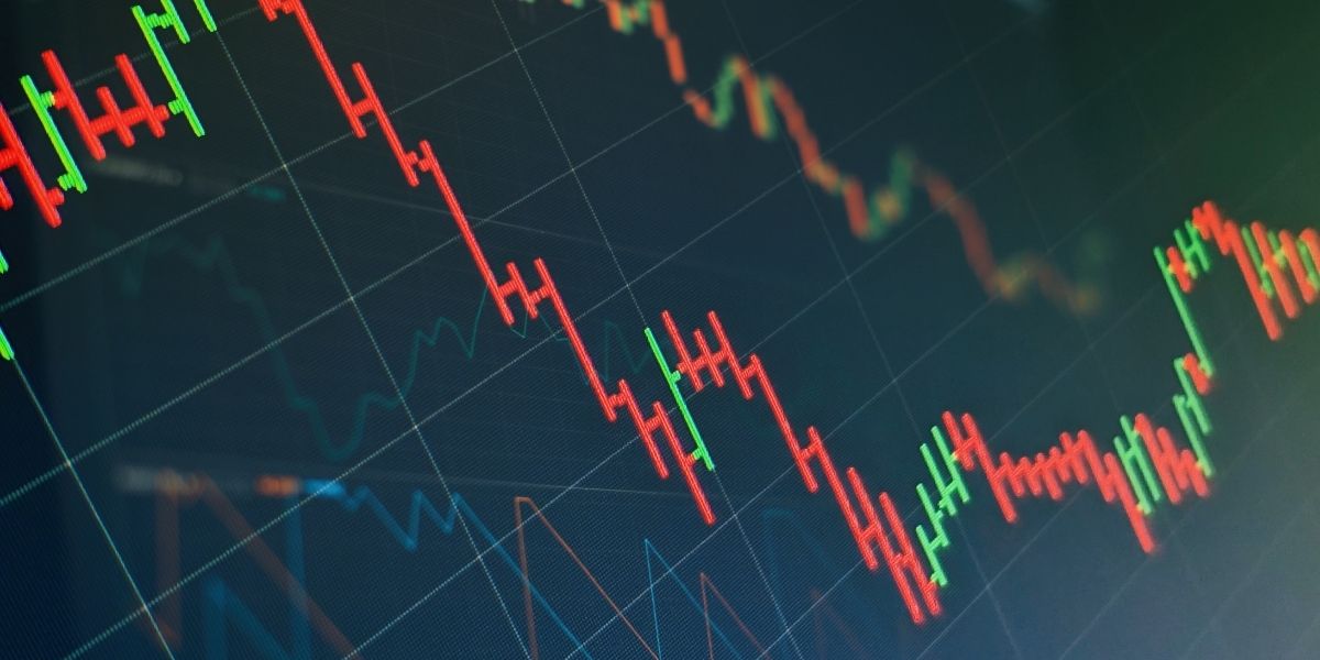 Bitcoin Sets New Records While Analysts Assess Altcoin and Ethereum Trends