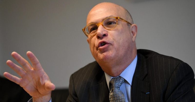 Chris Giancarlo, ex-CFTC chair, emerges as frontrunner for White House crypto role