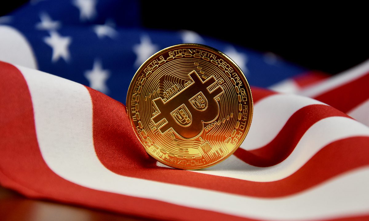 Once seen as a far-fetched idea, a proposal to create a strategic Bitcoin reserve is gaining traction in the United States, with the support of former President Donald Trump. While proponents see it as a bold step toward securing America’s financial future, critics argue it could jeopardize Bitcoin’s decentralized nature and lead to complex economic challenges. The concept of a national Bitcoin reserve was introduced by Dennis Porter, co-founder of the Satoshi Action Fund, a nonprofit organization founded in 2022 to advocate for Bitcoin adoption at the state and federal levels. Once a small idea, the proposal gained momentum after Trump publicly supported it during a Bitcoin conference in Nashville, Tennessee, in July. Appearing on CNBC earlier this month, Trump expressed support for the idea when asked if the federal government envisioned a strategic cryptocurrency reserve similar to oil reserves. “I think so,” Trump replied, adding, “We’re going to do great things in crypto.” Porter sees Trump`s support as a turning point that has encouraged other politicians to embrace the concept. Republican Sen. Cynthia Lummis of Wyoming has emerged as a leading advocate of a federal Bitcoin reserve. This summer, she introduced a bill that would have the U.S. government purchase 1 million Bitcoins over five years. Lummis argues that such a move could help solve the national debt, which has reached $36 trillion, and cement America’s leadership in financial innovation. “My generation has spent federal dollars without limits for years,” Lummis said. “A strategic Bitcoin reserve gives us the chance to pay off nearly half of our national debt in the next 20 years and ensure we remain a leader in 21st century finance.” The idea has gained bipartisan support, with Democratic Representative Ro Khanna of California proposing that Bitcoin seized from criminal activity be held by the government as part of its reserves rather than sold immediately. Lummis’ plan to fund Bitcoin purchases involves revaluing the United States’ gold reserves, which are currently priced at $42 per ounce, well below the market rate of around $2,650 per ounce. By adjusting the valuation, the government could theoretically make a paper profit from financing Bitcoin purchases without issuing new debt or increasing taxes. Related News: How Will January Go in Cryptocurrencies? How is the Market Sentiment? But critics say the approach is not without consequences. Monetary economist George Selgin described the plan as a “backdoor loan” that relies on financial maneuvers to bypass traditional appropriations processes. The proposal has faced significant backlash from Bitcoin proponents who see government intervention as contrary to BTC’s original vision of decentralization. Mark Goodwin, editor-in-chief of Bitcoin Magazine, has expressed concerns that a state-controlled Bitcoin reserve could hinder BTC’s development as a decentralized currency and overpower the traditional financial system. Kathryn Austin Fitts, a former investment banker and federal official, argued that the plan benefits wealthy Bitcoin holders by creating a guaranteed recipient. She lamented that Bitcoin, once conceived as a revolutionary payments system, has morphed into what she called a “pump-and-dump financial product.” Despite the criticism, Porter and his team have continued to push the idea at both the federal and state levels. Last week, Texas introduced a bill to create a state-level Bitcoin reserve, and similar proposals have emerged in Pennsylvania and Ohio. According to Porter, the fight for Bitcoin reserves is about much more than economics. “Bitcoin is too important to give up on this fight,” he said. US President Donald Trump, who supports the idea, will take office on January 20. *This is not investment advice. Continue Reading: What is the Current State of the Process of Creating a Strategic Bitcoin Reserve in the US? Here are All the Need-to-Know Details