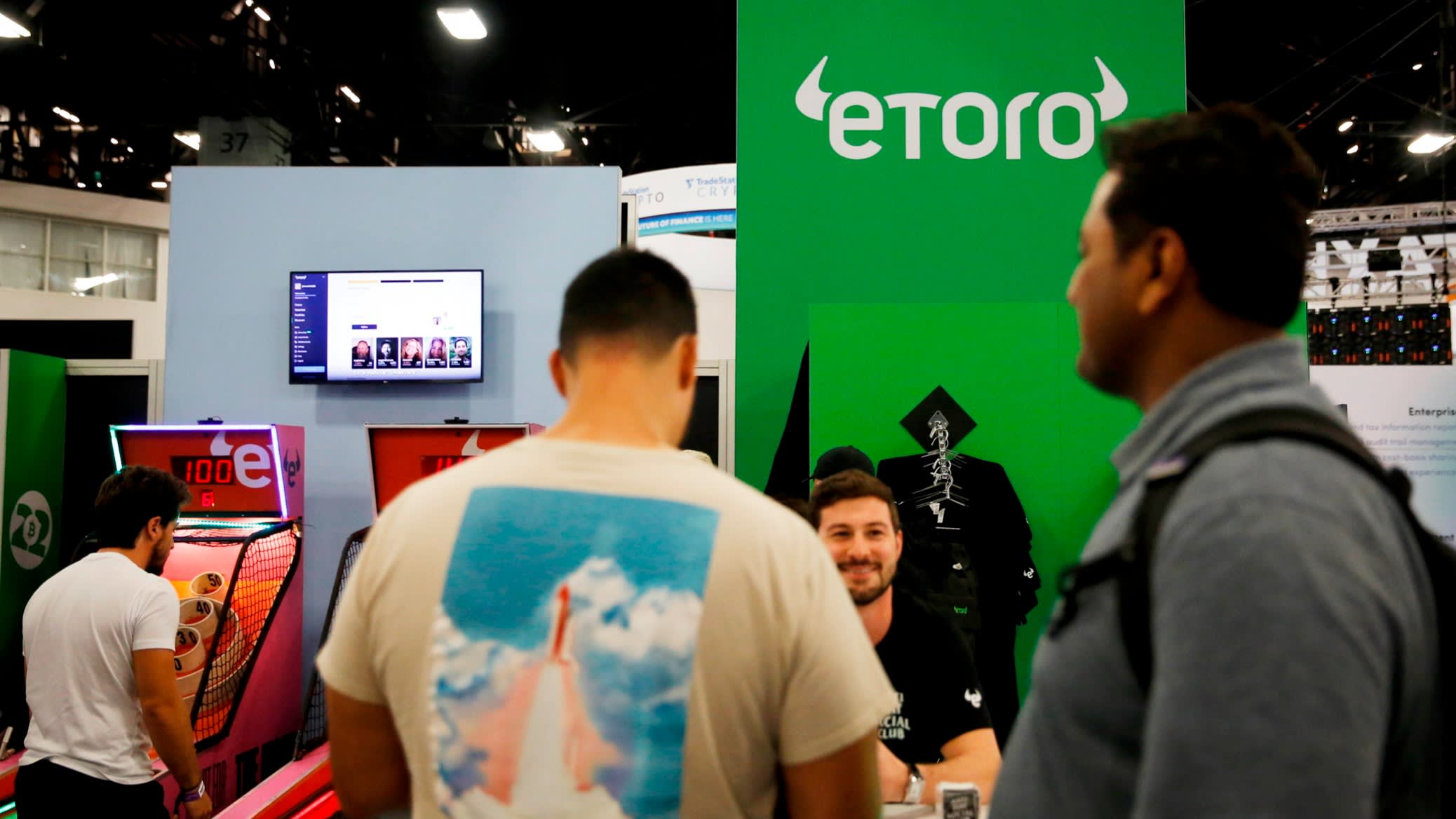 IPO hopeful eToro grabs market bull by the horns