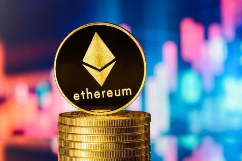 Ethereum ( ETH ) is charting a bullish course, with technical indicators hinting at a potential rally. According to a recent analysis by Titan of Crypto , Ethereum appears to be forming a potential Inverse Head and Shoulders (H&S) pattern within an upward channel, with a target of $7,400 in sight. If confirmed, this pattern could signal the beginning of a significant upward move in the coming months. However, at press time, Ethereum is trading at $3,223, reflecting a daily decline of 1.96% and a weekly drop of nearly 3%, indicating the current market uncertainty. Ethereum technical analysis paints a bullish picture The inverse Head and Shoulders pattern, a widely recognized bullish reversal structure, is becoming increasingly apparent in Ethereum’s current price action. The neckline, which serves as a critical resistance level, is positioned above the current price near $4,000. Ethereum price analysis chart. Source: Titan of Crypto / X A decisive breakout above this neckline, backed by substantial trading volume, could validate the pattern and set the stage for a significant upward move. Further supporting this bullish narrative, the Fibonacci extension at 127.20% points to a target of $7,442, aligning closely with the projection from the H&S setup. Since early 2023, Ethereum has been trading within a well-defined upward channel, offering consistent support and resistance levels. This channel strengthens Ethereum’s broader bullish momentum, with the technical framework signaling the potential for further gains. Ethereum’s bullish confluence with Ascending Triangle Adding to the bullish case, long-term crypto investor Jelle identified that Ethereum is showcasing a compelling technical setup on the weekly chart, with two significant bullish patterns developing simultaneously. Jelle noted that the inverse H&S pattern is forming with the neckline resistance around $4,000, within the broader structure of an ascending triangle , another bullish continuation signal. Head & Shoulders pattern, inside a massive ascending triangle. .eth bro`s slowly capitulating as we form the right shoulder. This could get interesting quickly. Price discovery soon? $ETH pic.twitter.com/LJj7KAnDZz — Jelle (@CryptoJelleNL) January 22, 2025 This confluence of bullish signals has the market on edge, as traders anticipate a potential breakout that could lead to price discovery. Ali Martinez , another noted analyst, observed a similar pattern on January 17. According to Martinez’s analysis, Ethereum’s price could surge as high as $6,750, reflecting a 110.56% upside from its current level. This projection aligns closely with the bullish targets identified by other analysts, further reinforcing the optimism surrounding Ethereum’s technical setup. On-chain metrics show bullish momentum Ethereum’s bullish projection is not only supported by technical patterns but also by several key on-chain metrics and fundamental developments. Wallets holding between 1,000 and 10,000 ETH have substantially increased their holdings, adding 330,000 ETH since January 7, 2025. At the current price, this accumulation amounts to approximately $1.08 billion. Historical data suggests this activity could precede a significant rally—previously when the same cohort accumulated 620,000 ETH, Ethereum’s price surged from $2,400 to $4,000. Further strengthening the bullish narrative is a notable spike in Network Growth, with 180,000 new addresses created recently. This metric, which measures new capital inflows into the ecosystem, signals heightened interest in Ethereum. Ethereum network growth. Source: MAXPAIN/X A similar surge in April 2024 was followed by a price rally from $2,800 to $4,000, highlighting the strong correlation between network growth and price performance. Looking ahead, artificial intelligence ( AI ) models forecast a near-term target for Ethereum at $3,750 by the end of Q1 2025, assuming continued market activity and strong demand. Conversely, in a bearish scenario driven by macroeconomic pressures or reduced liquidity, Ethereum’s price could retrace to $3,000 showing the influence of external factors on its performance. Meanwhile, investor sentiment has increasingly shifted toward altcoins and meme coins, which have posted notable gains in recent weeks, with Ethereum lagging behind in capturing the broader market’s enthusiasm. Featured image via Shutterstock The post This bullish setup maps Ethereum’s price roadmap to $7,400 in 2025 appeared first on Finbold .