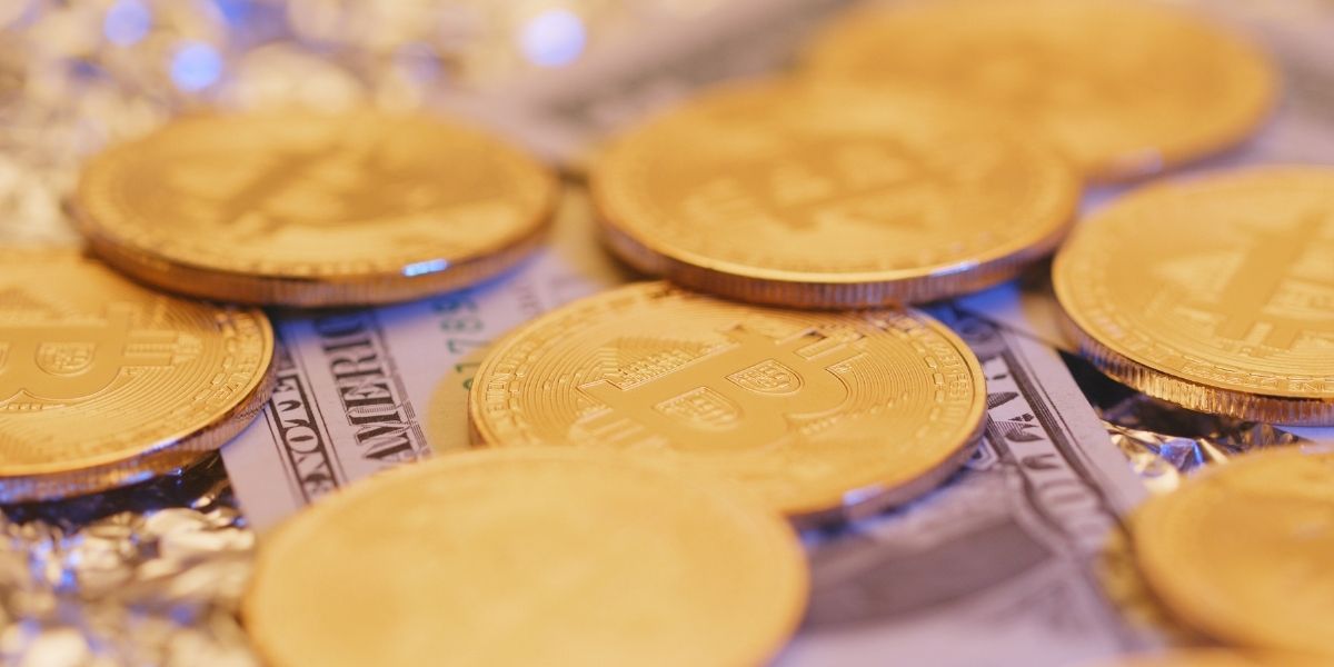 Bitcoin Faces Significant Decline as Economic Pressures Mount