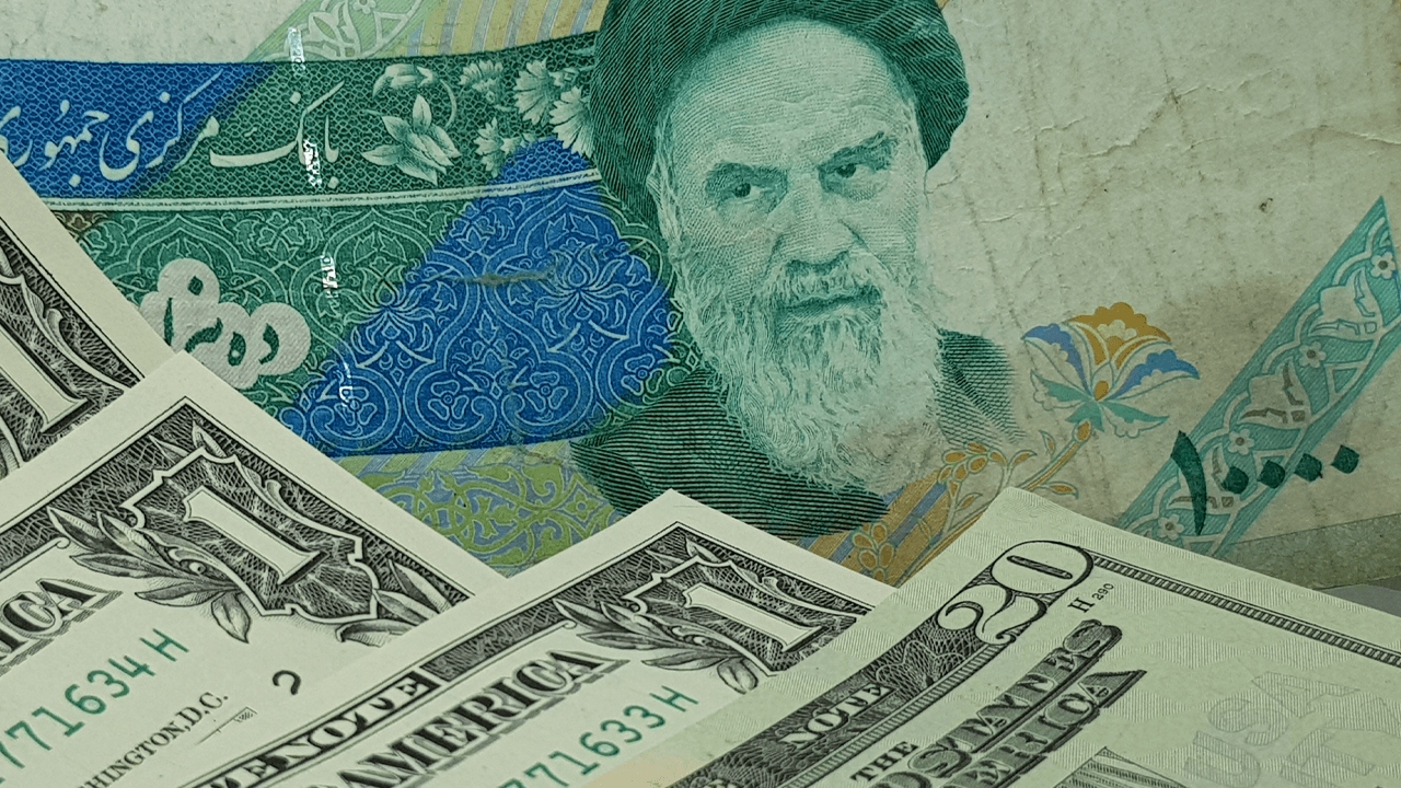 Trump’s Tough Talk on Iran Sends Rial Tumbling to Record Lows