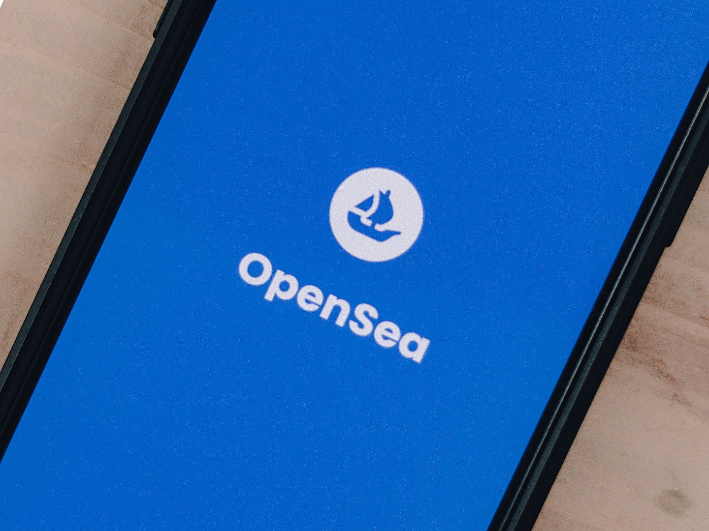 OpenSea Confirms Upcoming Token Airdrop, Expands to Crypto Trading