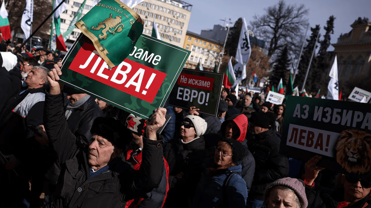 Fears of Price Hikes Fuel Bulgarian Euro Protests